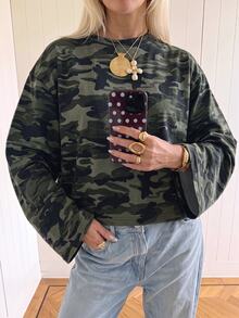 SHEIN EZwear 海外長袖復古迷彩T恤，秋季上衣，適合日常通勤、聚會、秋冬春夏、聖誕節、新年、感恩節、派對、婚禮、海灘、畢業典禮、優雅、外出、約會、通勤、情人節、優雅、度假、Y2K、畢業典禮等場合 - 彩色 - 查看 5