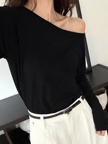 DAZY 女款不對稱肩休閒長袖T恤，適合日常穿著 - 黑色 - 查看 2