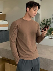 DAZY 男士長袖圓領卡其色T恤，適合春秋穿著 - 卡其色 - 查看 4