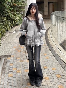 FRIFUL 女款毛絨拼接字母圖案休閒Y2K日常運動衫校園灰色秋季連帽衫 - 灰色 - 查看 7