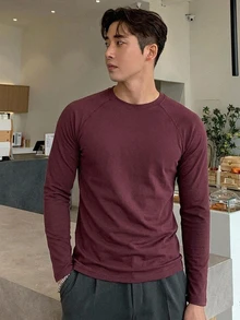 DAZY 男士長袖圓領酒紅色T恤，春秋款 - 酒紅色 - 查看 4