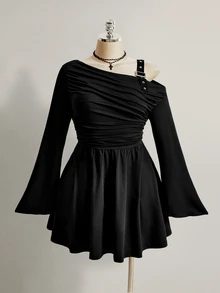 SHEIN ICON 大尺碼辣妹金屬扣褶皺長袖洋裝 - 黑色 - 查看 3