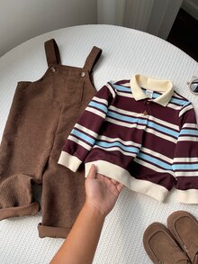 SHEIN 2件組男嬰秋冬休閒條紋針織 Polo 長袖套頭衛衣與燈芯絨連身褲套裝，嬰兒服飾，條紋套裝，連身褲套裝 - 彩色 - 查看 4