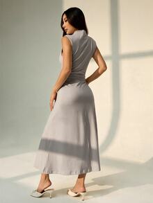 SHEIN PETITE 女款純色立領抓皺腰部無袖休閒長洋裝 - 灰色 - 查看 2