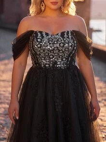 Aureia Plus Size Elegant Luxurious Beaded Embroidered Contrast Mesh Off-Shoulder Hanging Sleeve Applique Design Voluminous Extra Large Dress Suitable For Evening Party, Bachelorette Party, Date, Ball, Vacation, Wedding, Event Evening Gown (Heavy Workmanship Style) - Black - View 9