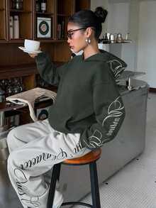 Muchica 女款軍綠色字母刺繡落肩寬鬆袋鼠口袋運動衫 - 綠色 - 查看 6