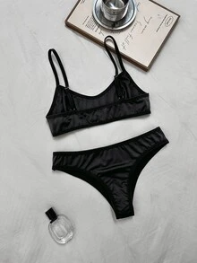 Napfluff Minimalist Black Seamless Bra And Panty Set, Wire-Free Push-Up Lingerie Designed For Women, Lightweight Panties With Adjustable Straps, 2-Piece Set - Black - View 2