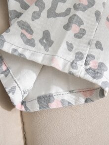 SHEIN Explorewe 女童牛仔長褲 秋季新款 淺灰色豹紋與粉色波點 Y2K 風格 高級棉質牛仔布 鬆緊腰帶抽繩設計 寬鬆版型 全季穿著 適合外出與上學 - 白色 - 查看 5