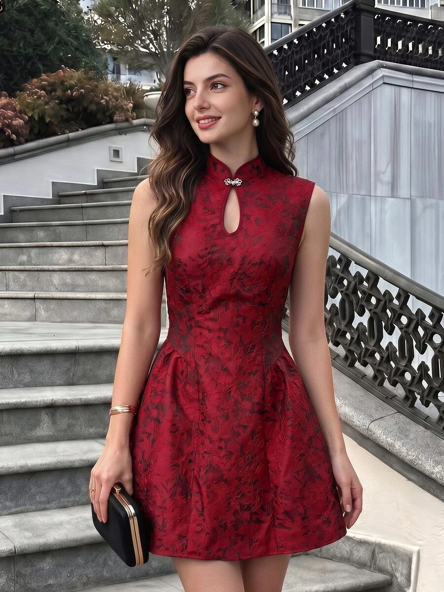 Vintamour Women's Elegant Frog Button Jacquard Pleated Dress - Burgundy - View 1
