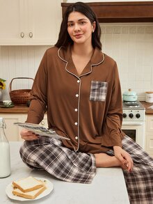 Doze Lane Set Piyama Wanita Kasual Motif Kotak-kotak Kerah Depan Terbuka Lengan Panjang dan Celana Ukuran Plus - Coklat - View 6