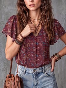 Everyssa Bohemian Pastoral Floral Ruffle Hem Short Sleeve Blouse, Slouchy Distressed Print Slimming Top - Multicolor - View 4