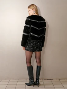 MOTF PREMIUM WOMEN'S STUDDED DECOR FASHION VERSATILE WINTER FAUX FUR COAT - Black - View 3