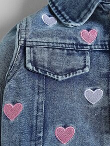 SHEIN 2件組女孩休閒時尚牛仔套裝，愛心刺繡長袖鈕扣夾克與寬腿長褲，適合秋冬日常穿著與多種造型搭配 - 中等水洗藍 - 查看 5