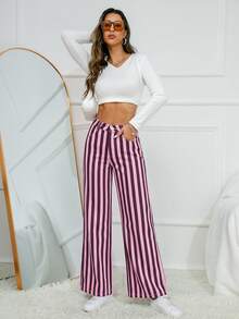 SHEIN Essnce 女款戶外時尚百搭四季穿著粉紫色條紋牛仔寬腿褲 - 粉色 - 查看 4