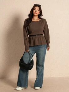 Elaquor كنزة صوفية نسائية مقاس كبير بلون موحد بكتف غير متماثل وكتف منسدل وأكمام طويلة بتصميم عصري - بني - مشاهدة 4