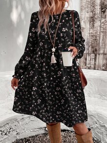 SHEIN VCAY Casual Minimalist Ditsy Floral Pattern Loose Round Neck Plus Size Dress Suitable For Autumn/Winter - Multicolor - View 6