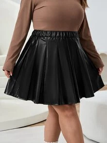 SHEIN CURVE+ 大尺碼優雅百褶PU材質迷你裙 秋季 - 黑色 - 查看 6