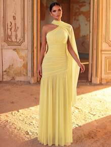 Aureia One-Shoulder Ruched Draped Design Elegant Bridesmaid Formal Evening Gown (Heavy Embellished Style) - Yellow - View 7