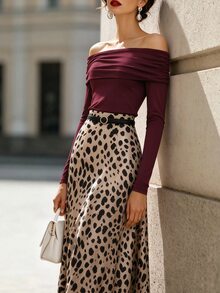 SHEIN New Vintage Elegant Date Burgundy Off-Shoulder Ruched Slim Fit Top & Leopard Print Skirt 2 Pieces Set - Multicolor - View 4