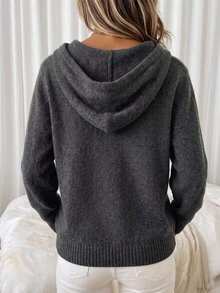 SHEIN LUNE CURVE كارديجان نسائي مقاس كبير أنيق متعدد الاستخدامات بغطاء رأس وأكمام طويلة وأزرار أمامية وكتف عادي - رمادي - مشاهدة 2
