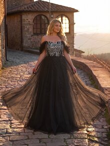 Aureia Plus Size Elegant Luxurious Beaded Embroidered Contrast Mesh Off-Shoulder Hanging Sleeve Applique Design Voluminous Extra Large Dress Suitable For Evening Party, Bachelorette Party, Date, Ball, Vacation, Wedding, Event Evening Gown (Heavy Workmanship Style) - Black - View 5