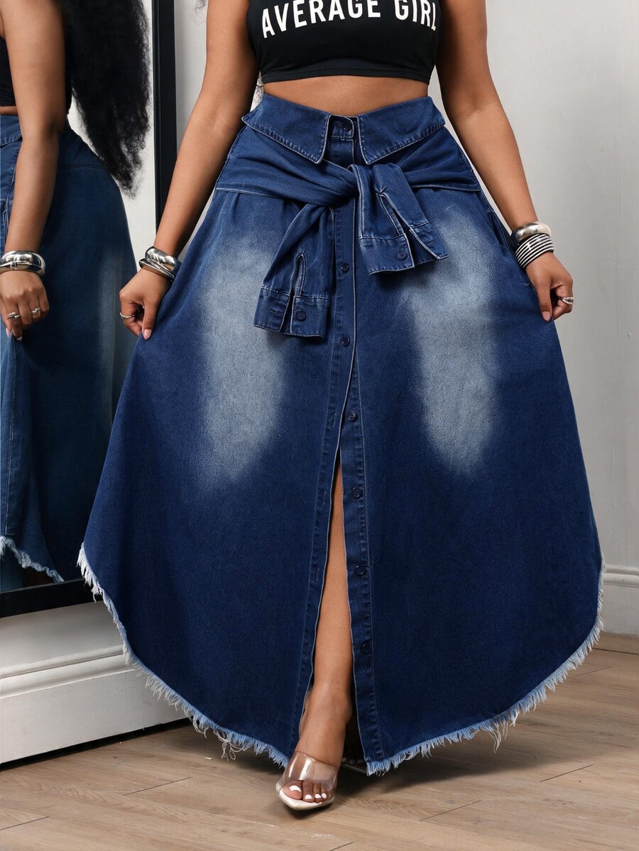Slaydiva Plus Size Sexy Button Pocket Frayed Hem Denim Skirt - Blue - View 1