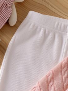 SHEIN Playful Pals 女嬰春秋針織兩件套，半高領長袖毛衣配3D貼花花朵＋荷葉邊喇叭褲，柔軟麻花針織面料，甜美可愛女嬰套裝，適合女嬰日常穿著、嬰兒攝影與休閒外出 - 粉色 - 查看 9