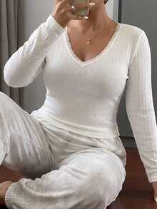 Dazy Plus Plus Size Women's Spring/Autumn Contrast Lace V-Neck All White Long Sleeve Base Layer T-Shirt Date Night Birthday Casual Romantic - White - View 2