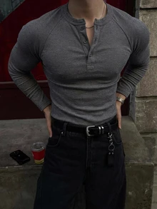 DAZY Spring/Autumn Grey Round Neck Half-Button Long Sleeve Raglan Sleeve Men's T-Shirt - Grey - View 4