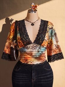 SHEIN ICON 大尺碼 Y2K 復古性感豹紋 V 領蕾絲拼接喇叭袖上衣 - 彩色 - 查看 1
