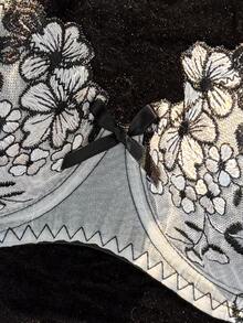 SHEIN 2件組女款網紗刺繡內衣套裝 - 黑與白 - 查看 4