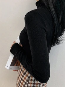 DAZY 女款秋冬高領修身內搭T恤 - 黑色 - 查看 4