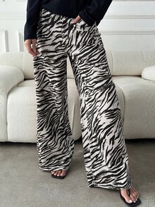 Livesso Women's Street Fashion Zebra Print Loose Fit Jeans - Black and White - View 4