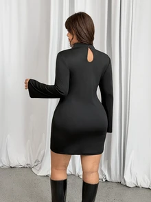GalTyme Plus Size Women's Solid Color Cheongsam Collar Long Sleeve Side Slit Hem Fitted Dress - Black - View 2