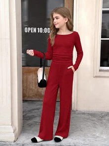 SHEIN Serisse Kids 兒童青少年女孩粉色秋季休閒羅紋套裝，兩款露肩口袋T恤上衣搭配直筒長褲，百搭返校兩件套 - 紅色 - 查看 2