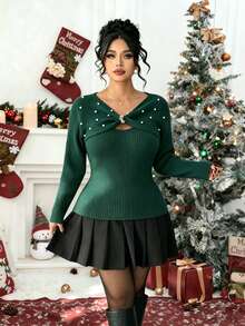 SHEIN Clasi ملابس علوية محبوكة مزينة بالترتر الأحمر واللؤلؤ لعيد الميلاد، أنيقة للخريف وأعياد الميلاد، بتصميم مضلع مع فتحة عند عظمة الترقوة وفيونكة لؤلؤية براقة، رداء حفلات براق للخريف والشتاء - أخضر - مشاهدة 3