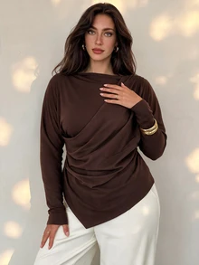 Elegantrix ملابس علوية نسائية مقاس كبير بطبقتين 2 في 1 بأكمام طويلة، تصميم ياقة مائلة غير متماثلة مع طيات، حافة غير متماثلة، كنزة محبوكة أنيقة - قهوة بني - مشاهدة 2