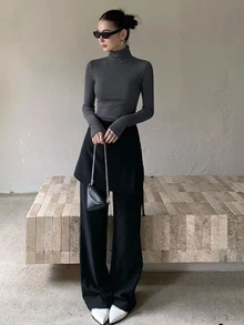 DAZY 女款純色長袖高領彈性抓絨T恤，秋冬學院風上衣 - 深灰色 - 查看 6