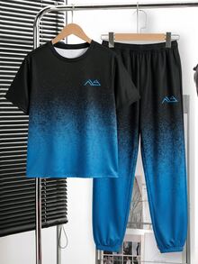 青少年男孩休閒極簡短袖圓領T恤與長褲套裝，適合夏秋/秋冬，秋季服飾，四季運動休閒，日常穿著，經典漸層圖案印花，酷感精緻小Logo文字圖案印花，適合秋冬返校季 - 彩色 - 查看 3