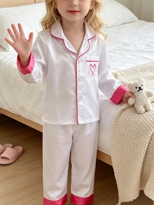 女童簡約口袋愛心印花長袖開襟衫與長褲休閒兩件套居家服睡衣，完美新年禮物 - 彩色 - 查看 2