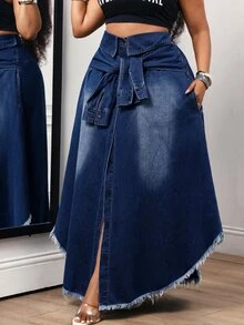 Slaydiva Plus Size Sexy Button Pocket Frayed Hem Denim Skirt - Blue - View 3