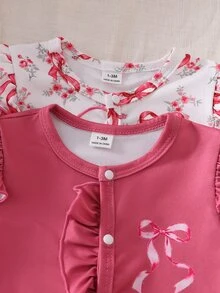 SHEIN 新生兒田園優雅風淡粉色蝴蝶結碎花荷葉邊門襟長袖連身包屁衣＋髮帶多件套裝 - 酒紅色 - 查看 4