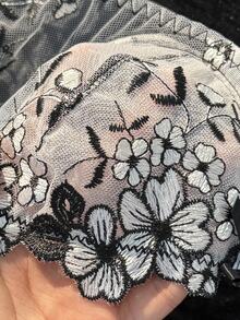 SHEIN 2件組女款網紗刺繡內衣套裝 - 黑與白 - 查看 7
