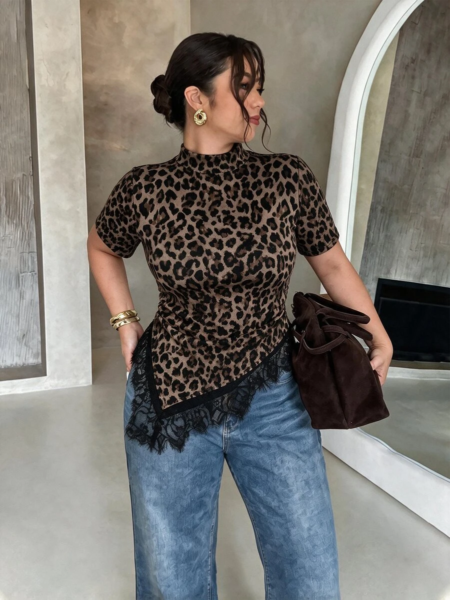 Firerie 女款極簡優雅休閒修身 T-shirt 上衣,復古豹紋印花,收腰設計,不對稱下擺配蕾絲飾邊 - 彩色 - 查看 1