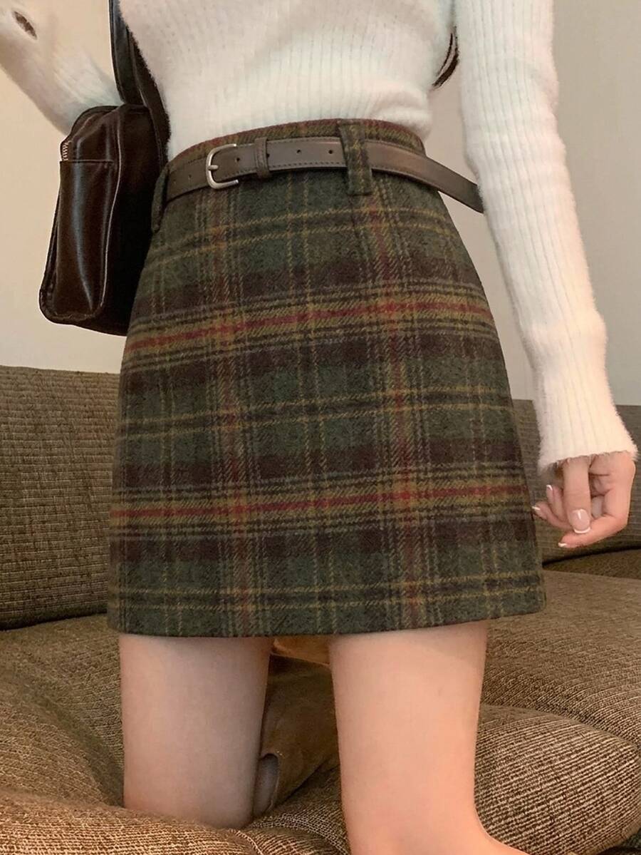 DAZY Plaid Short Skirt For Women - Green - View 1