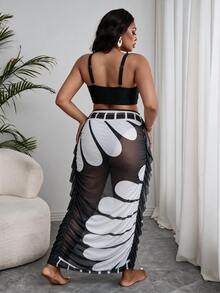 Slaydiva Plus Size Women Summer Beach Solid Color Halter Sexy Bikini And Triangle Bottom Two-Piece Swimsuit Set With Skirt - Black and White - View 2