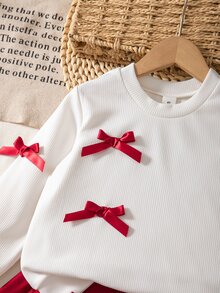 SHEIN Elladie kids Oung Girls 2件組秋季酒紅色長袖套頭衛衣搭配黑色蝴蝶結與百褶裙可愛學院風套裝秋季服飾 - 紅色 - 查看 4