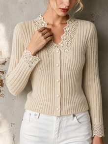 SHEIN كارديجان نسائي محبوك بياقة على شكل حرف V وأكمام طويلة مع خطوط عمودية وتطريز دانتيل وأزرار لؤلؤية، جاكيت بأسلوب ناعم للربيع/الخريف - بيج - مشاهدة 3