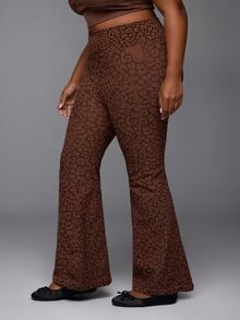 Voyena Plus Size Women's Leopard Print Flare Leggings, Slimming Fashionable Sports Base Layer Pants - Khaki - View 4