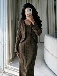 Modelyn طقم كاجوال نسائي من كارديجان وفستان بتصميم كتل لونية - لون مشمشي - مشاهدة 4